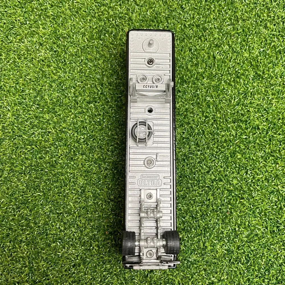 Vintage Matchbox Mack CH600 Black Diecast Tractor Trailer Toy